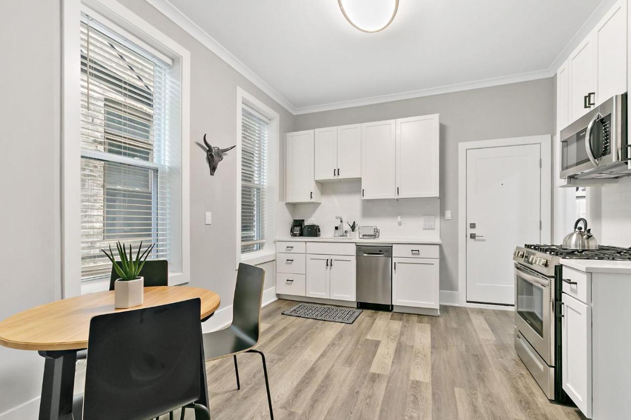 2Br Comfy And Stylish Apt In West Town - Erie 1R Chicago Ngoại thất bức ảnh